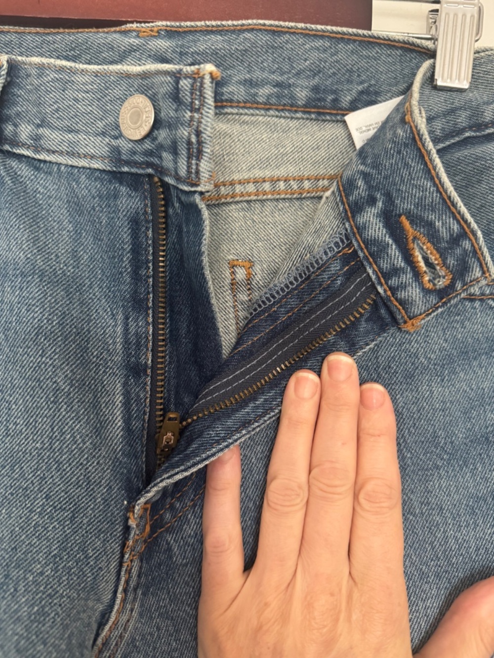 Levi's Jeans - Picture 2 of 7